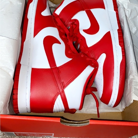 red dunk high women size 9.5 men’s size 8!! - Picture 5 of 5